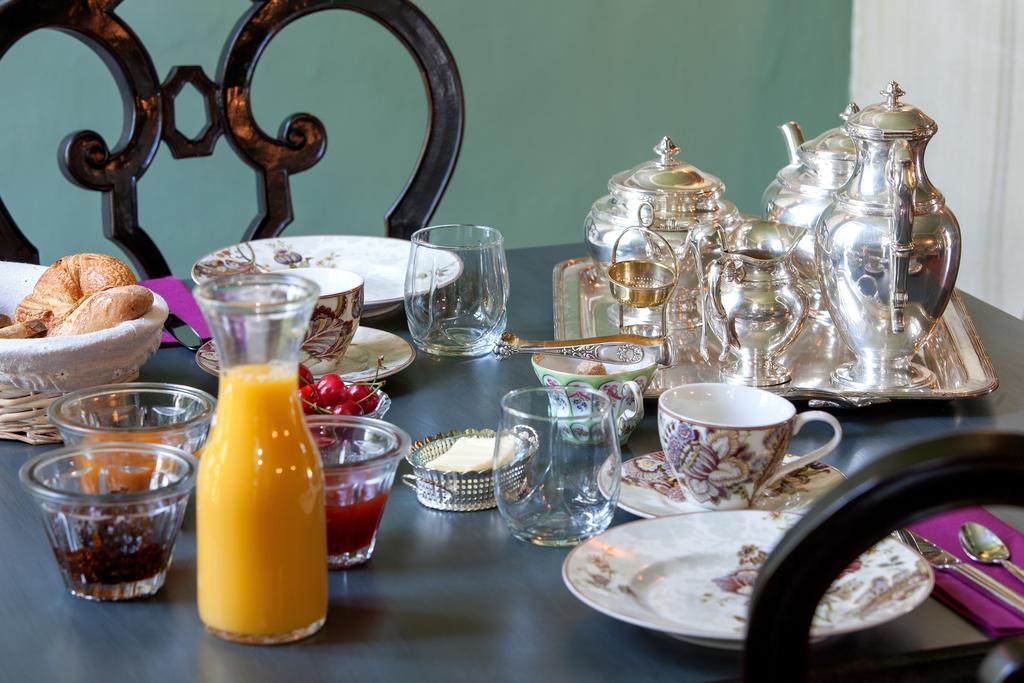 カストル Domaine Le Castelet Bed & Breakfast エクステリア 写真