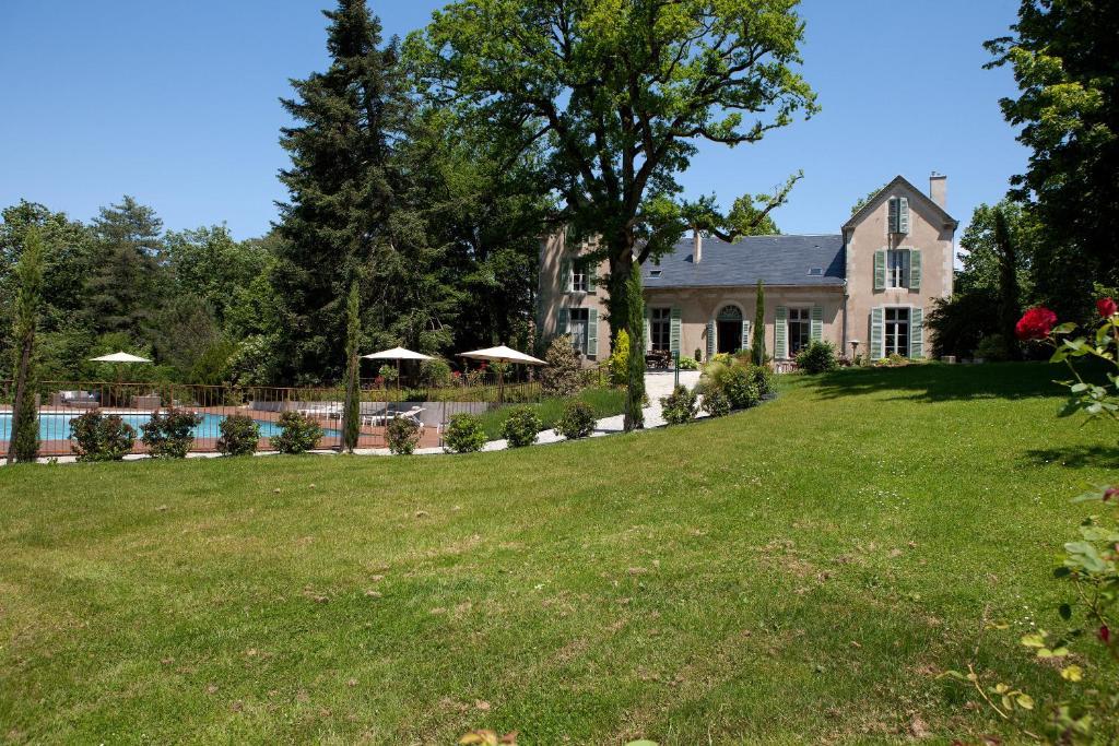 カストル Domaine Le Castelet Bed & Breakfast エクステリア 写真