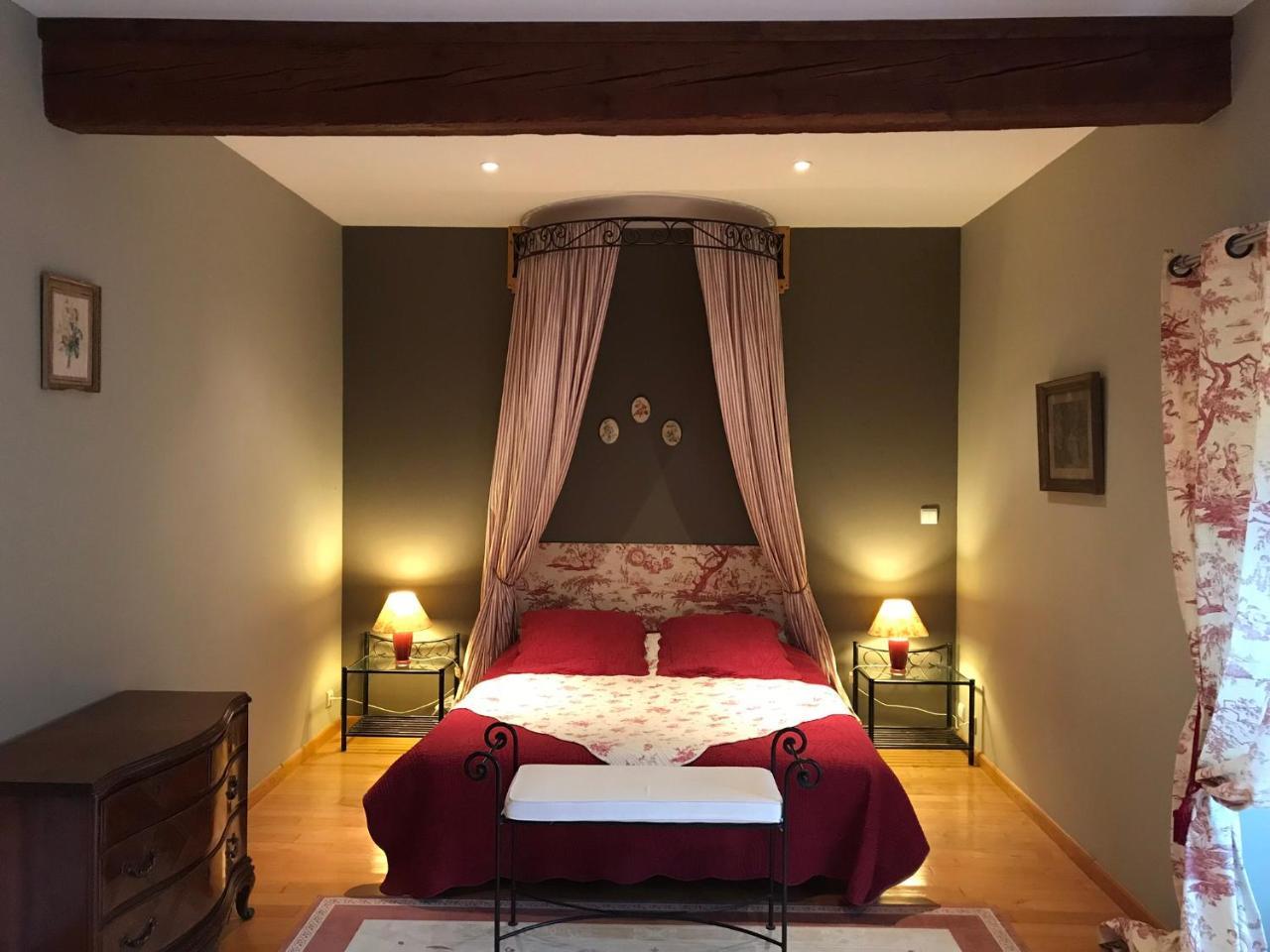 カストル Domaine Le Castelet Bed & Breakfast エクステリア 写真