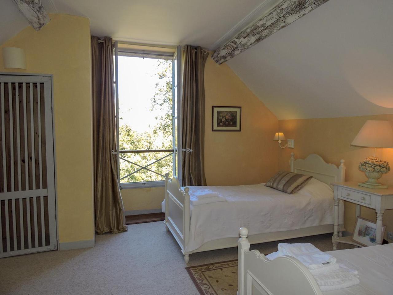 カストル Domaine Le Castelet Bed & Breakfast エクステリア 写真